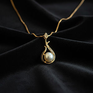 Tear Drop Shape Necklace