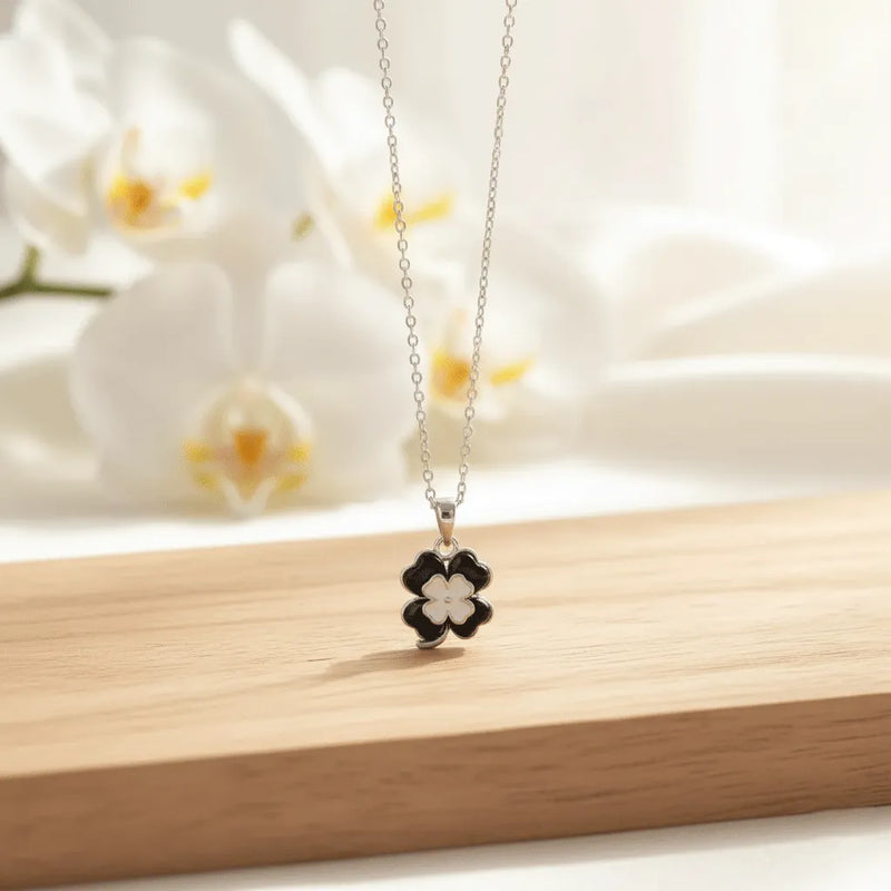 Black Leaf Clover Pendant - Anti-Tarnish